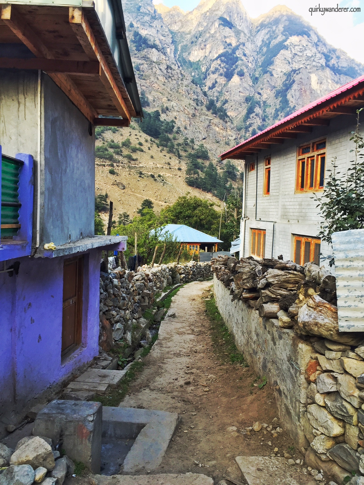batseri-village-walk-sangla-valley