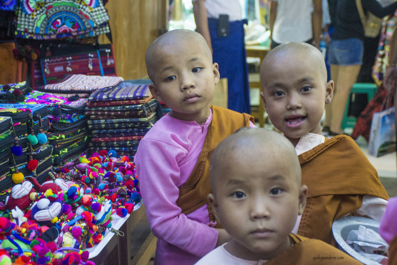 scotts-market-cute-buddhist-nuns