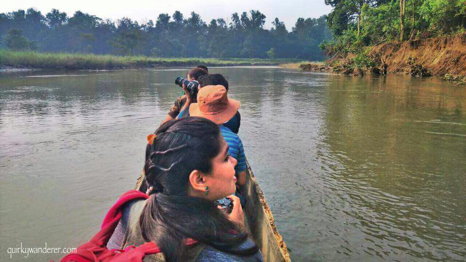 canoe chitwan 
