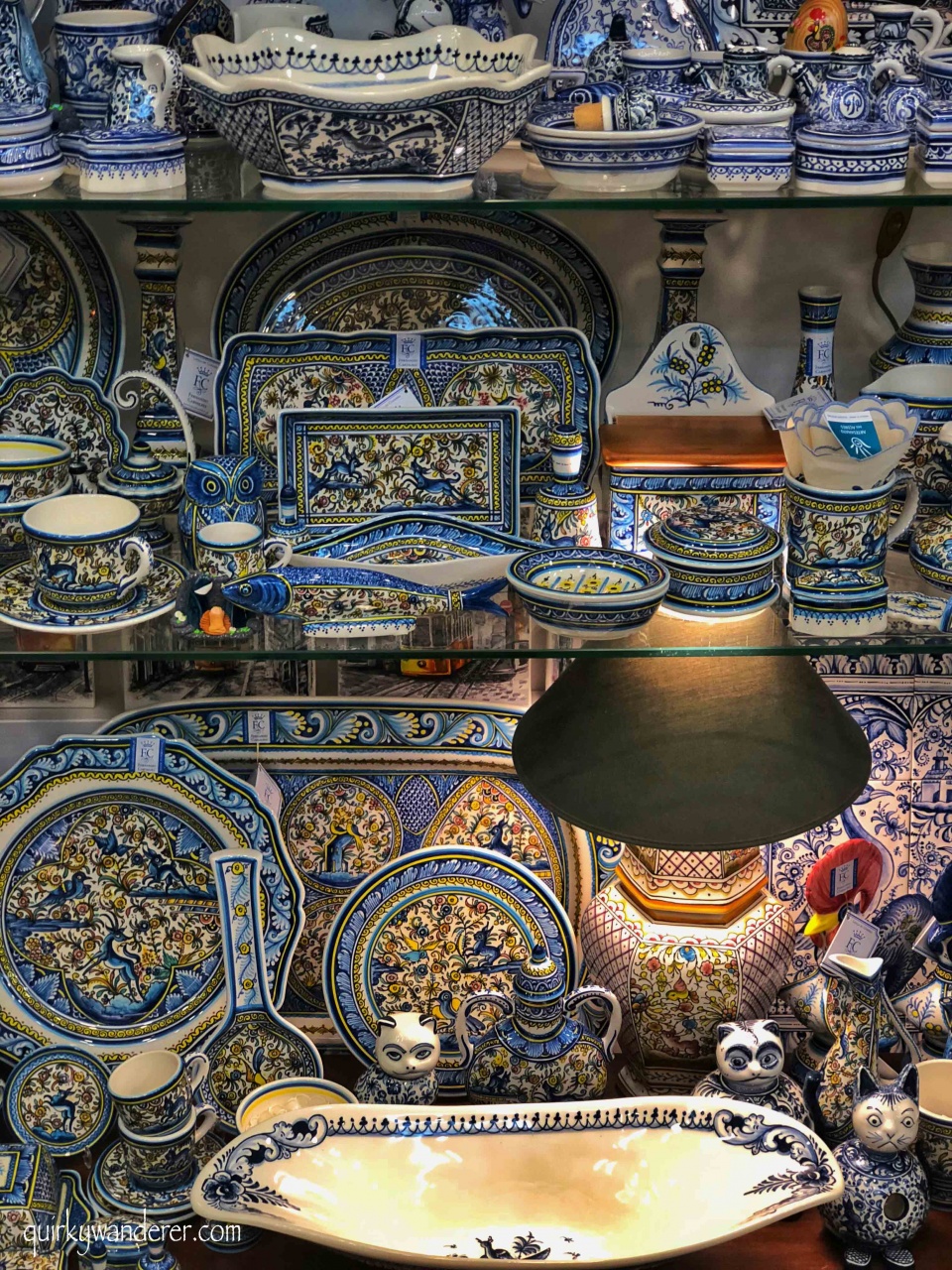 shopping in portugal : ceramic items